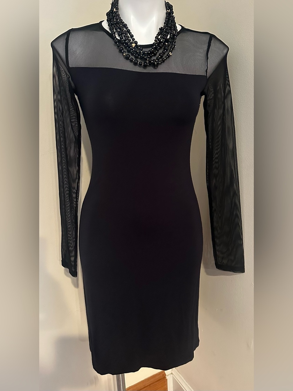 Black Mesh-Sleeve Bodycon Dress - Elegant Evening Wear